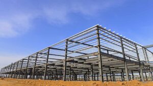 Steel structure workshop is under construction